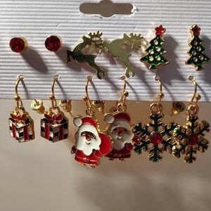🎄🦌🎅6pr Holiday Earrings Gnomes, Stockings, Present, Reindeer